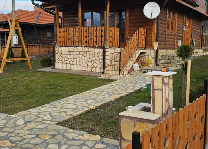 Eko Kuca Zlatiborsko Srce