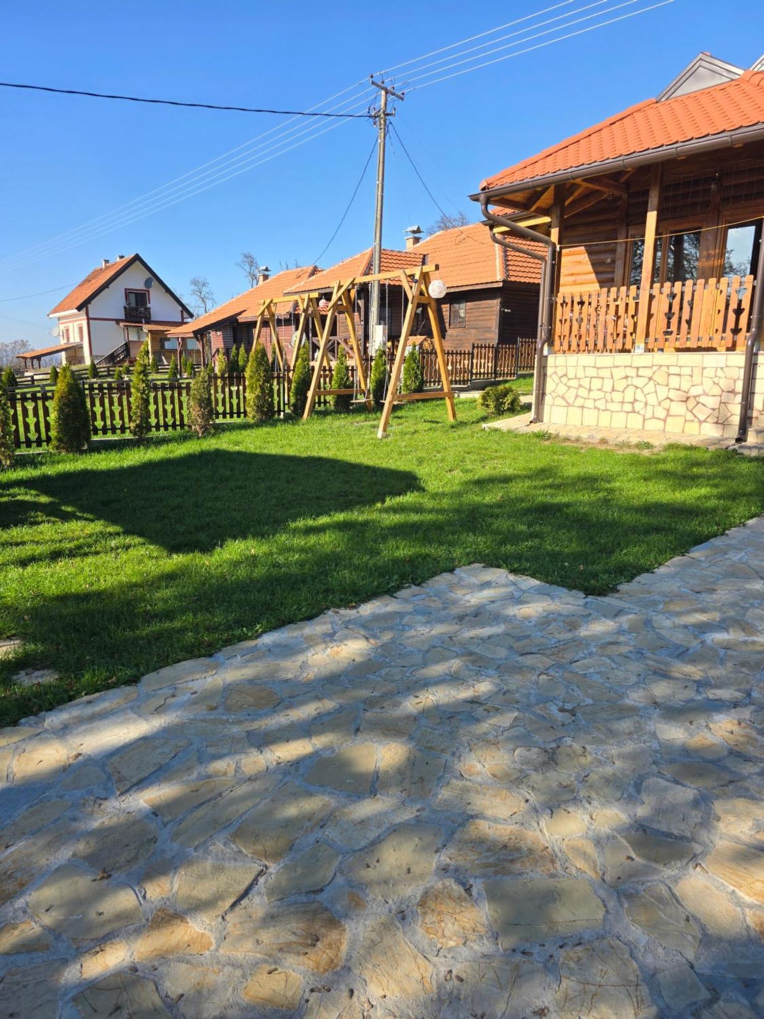 Eko Kuca Zlatiborsko Srce